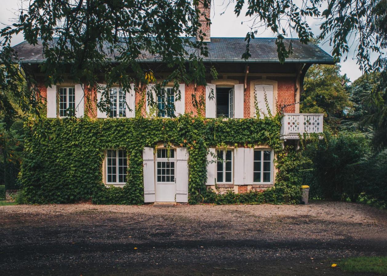 Chateau Du Landin - Bains Nordiques Le Landin 外观 照片