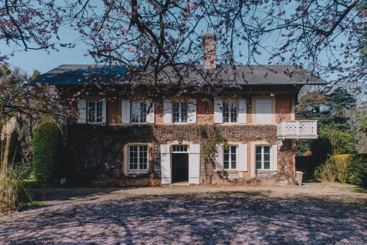 Chateau Du Landin - Bains Nordiques Le Landin 外观 照片